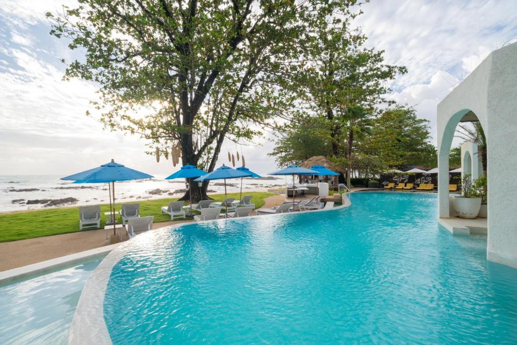 Khuekkhak Resort | Ocean Breeze Resort Khaolak