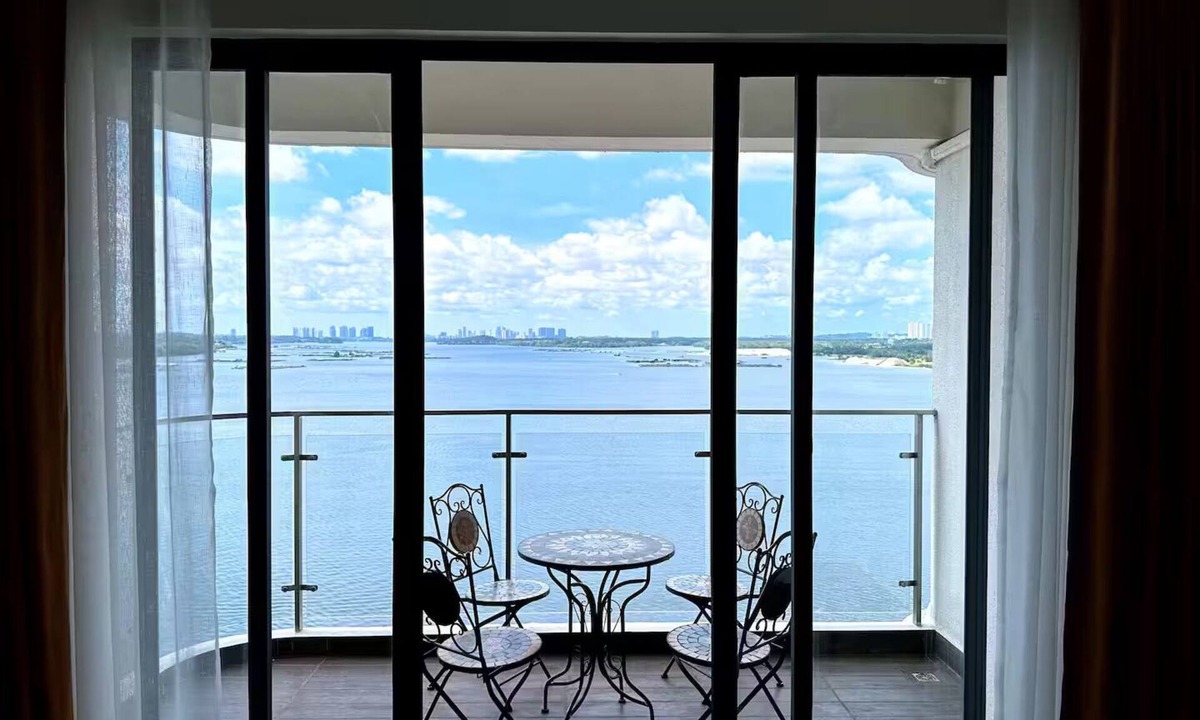 Central District Apartment | Ocean View Family Suite