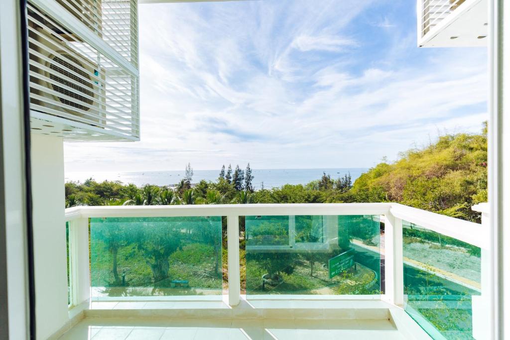 Phu Hai Beach Apartment | Ocean Vista Apartment 3Br