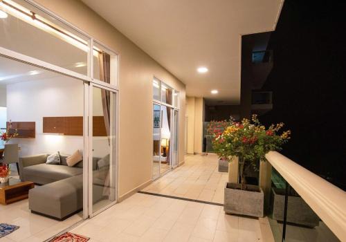 Phu Hai Beach Apartment | Ocean Vista Resort 2BR Apartment 130m2 with Large Balcony