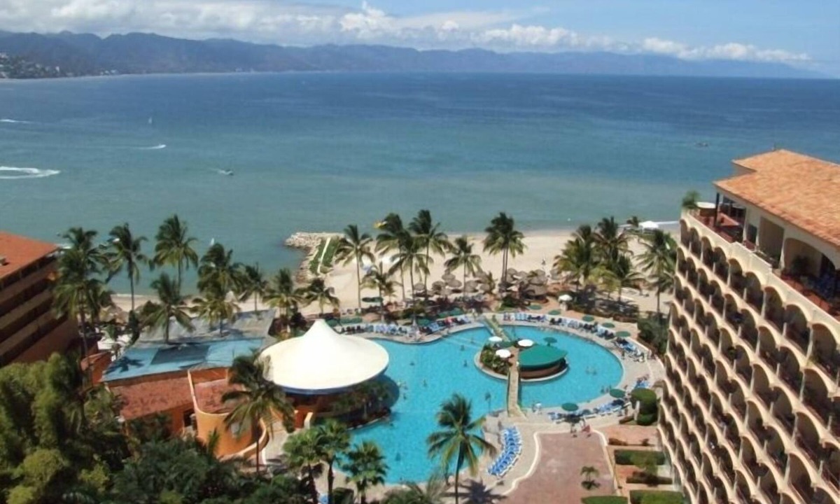 South Hotel Zone Condo | Oceanfront 2 Bedroom, Spectacular Ocean Views, 59.00/nt May-Oct, monthly rental