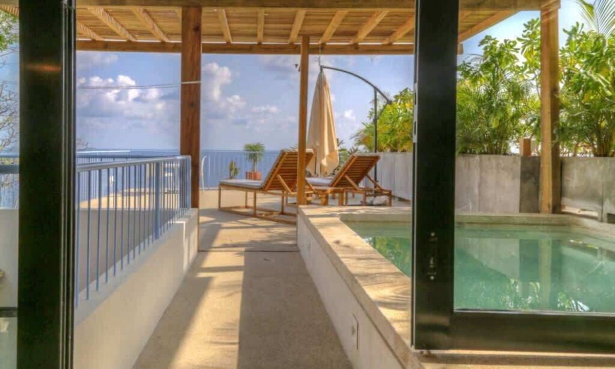 Hidalgo Condo | Oceanfront 3BR | Private Pool + 3 Shared Pools