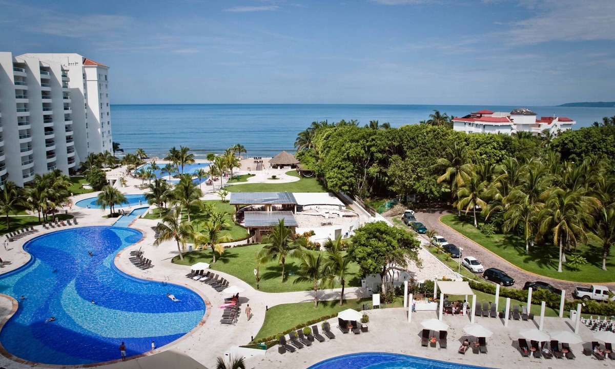 Nuevo Vallarta Condo | Oceanfront Hotel Luxury/Condo Comfort 5 stars Great Views & hi-speed internet.