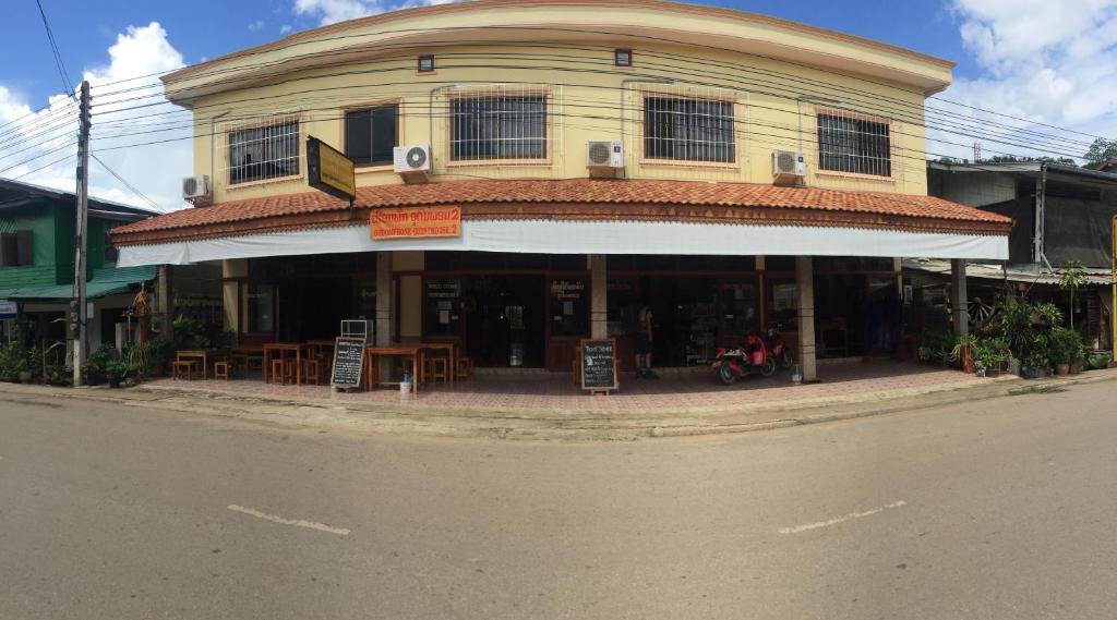 Bokeo Province House | Oudomphone Guesthouse 2