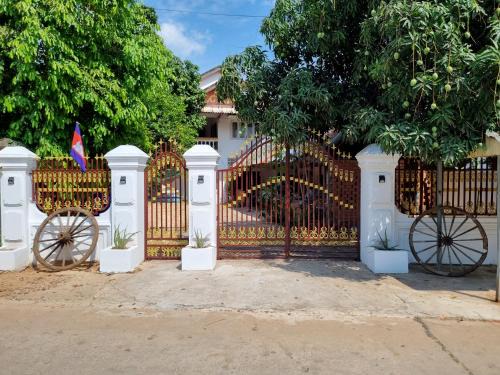 Khsach Kandal House | Our Place Silk Island