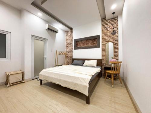 Linh Trung IEPZ House | Owl's Night Homestay Metro