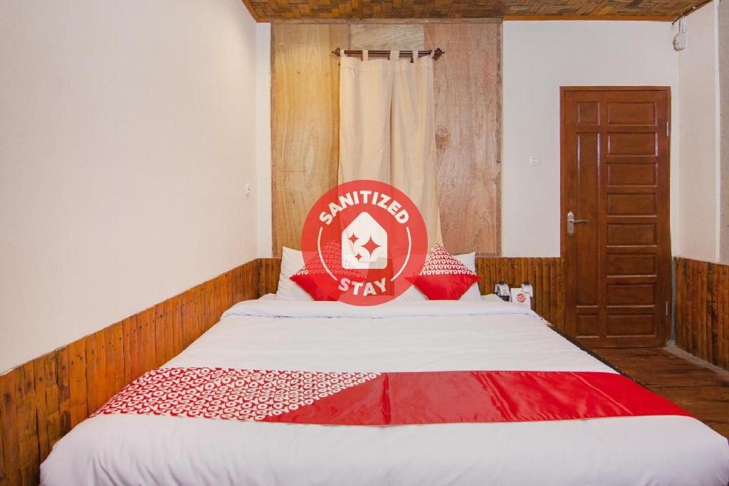 North Padang Lawas Hotel | OYO 1543 Sibayak Ncole
