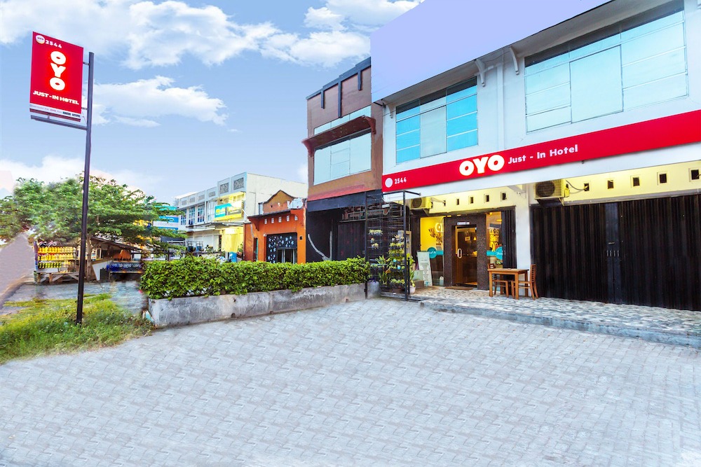 Mataram Hotel | OYO 2544 Just-in Hotel