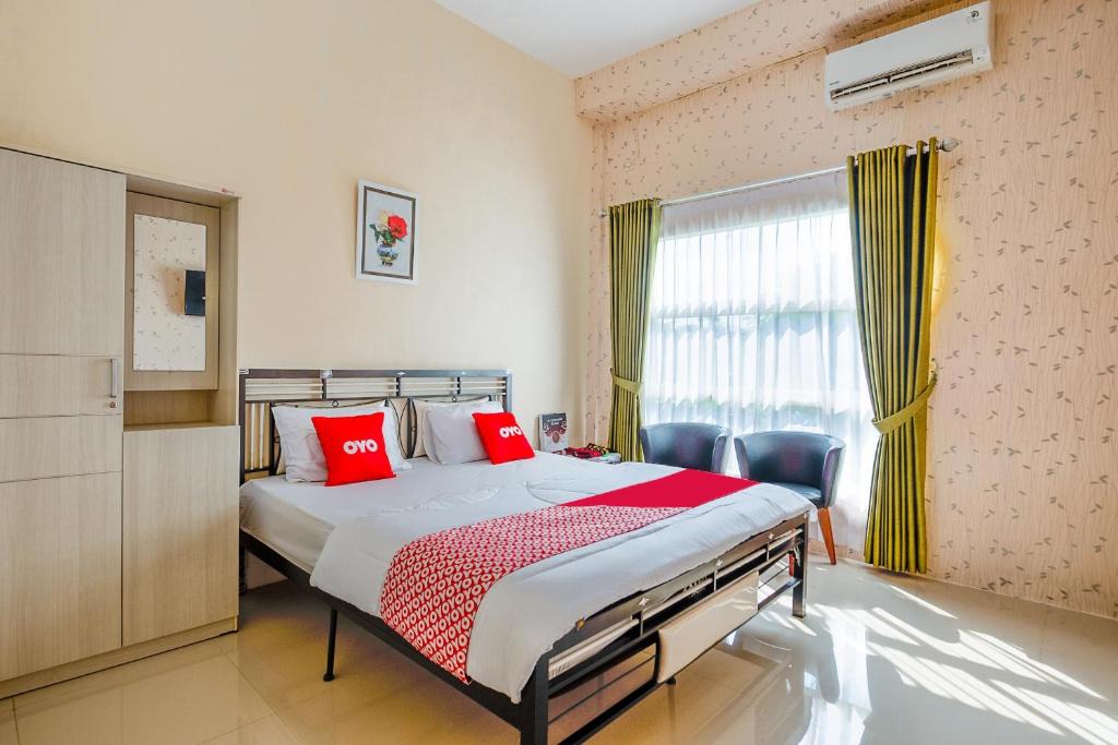 Lamongan Hotel | OYO 3434 Penginapan Keluarga Syariah
