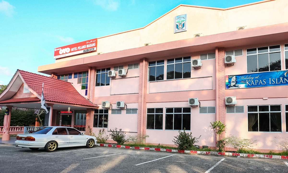 Kampung Kijing Hotel | OYO 89640 Hotel Pelangi Marang