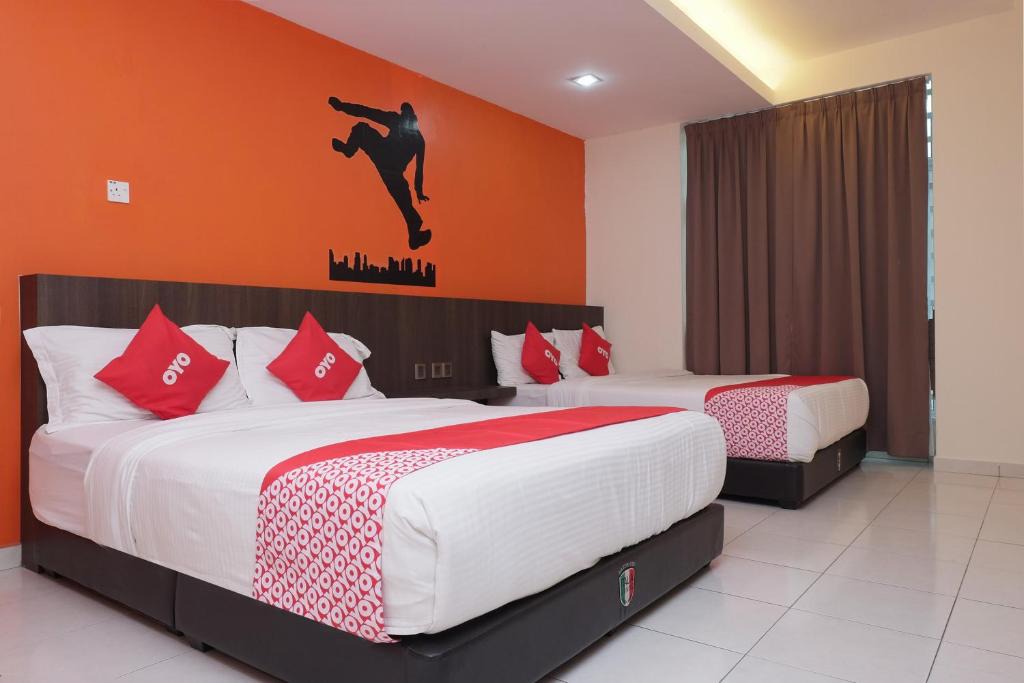 Pekan Melayu Hotel | OYO 89777 Urbanstay Kuantan