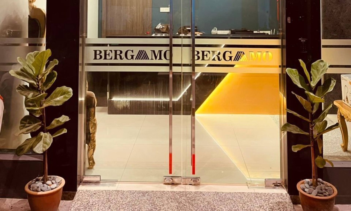 Pekeliling Hotel | OYO 90829 Bergamo Hotel