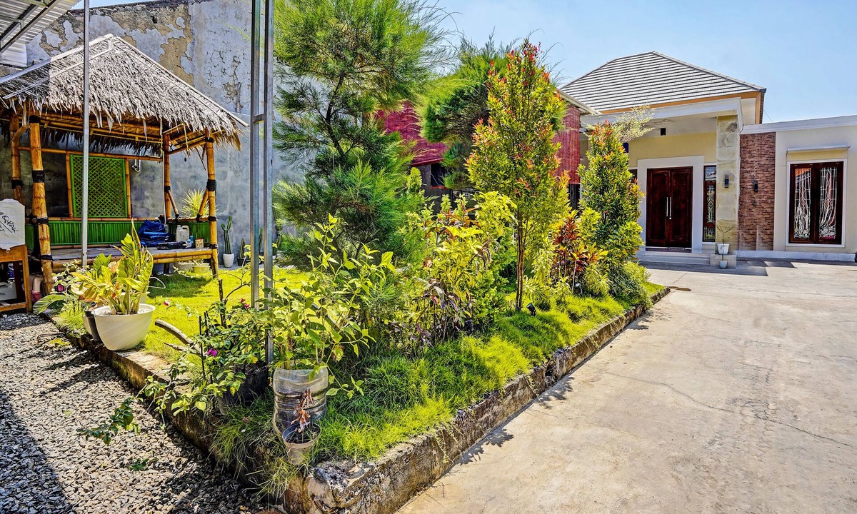 Sidomulyo Hotel | OYO 91403 Reva Residence Syariah
