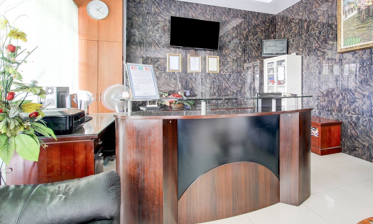 Colomadu Hotel | OYO 94697 Hotel Amanah Sejahtera