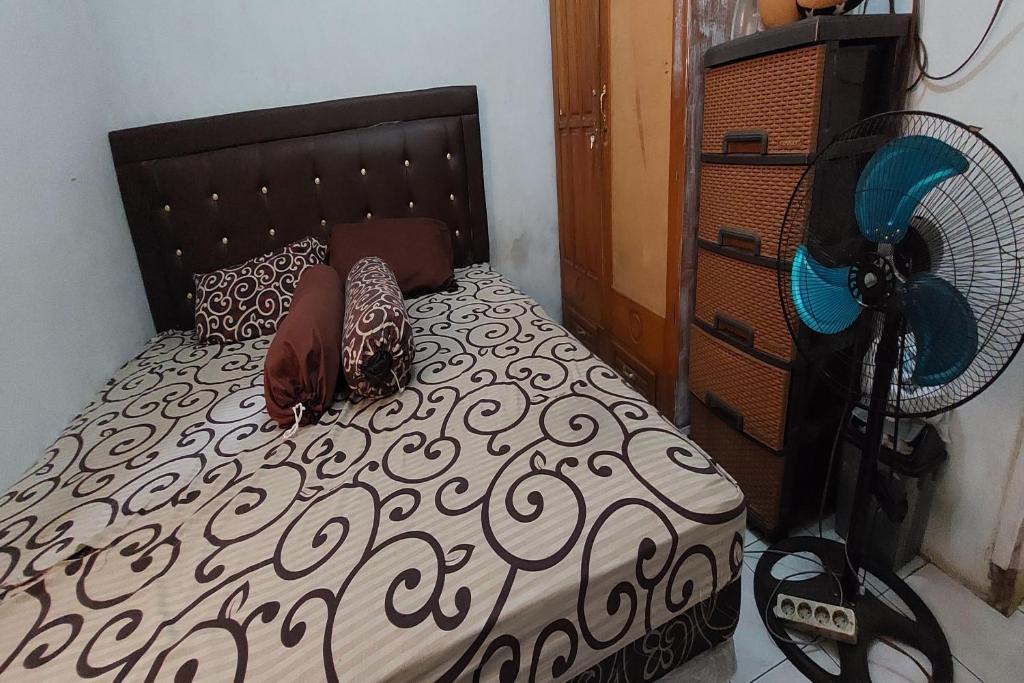 Gedongtataan Hotel | OYO HOMES 91255 Desa Wisata Embung Purworejo Syariah