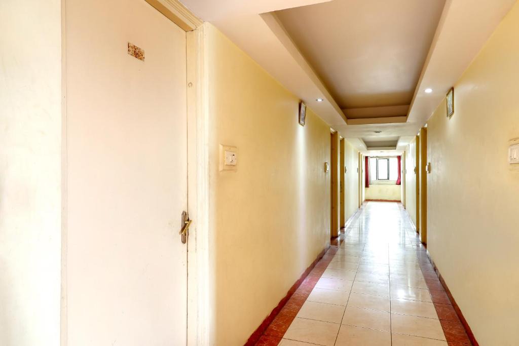 Shivpuri Hotel | OYO Hotel Tarun Residency
