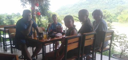 Pu Long Nature Reserve Hotel | Pù Luông JUNGLE KING 1 HOMESTAY