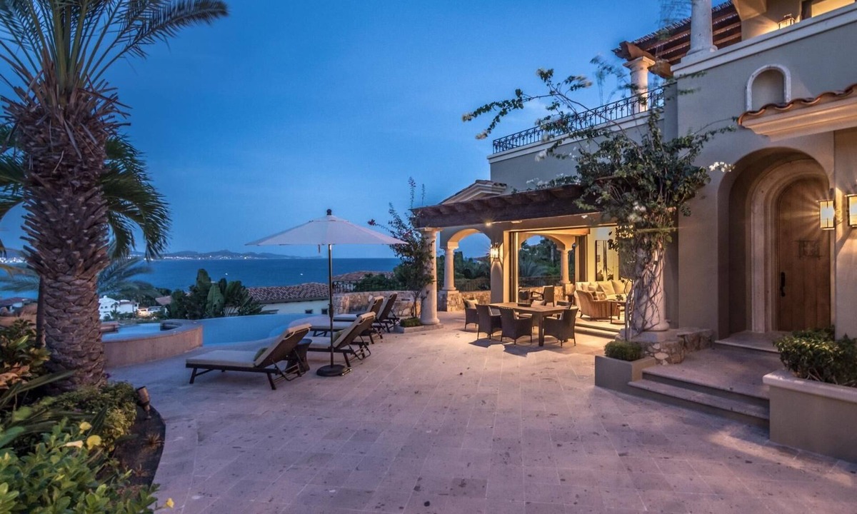 Palmilla House | PALMILLA Casita 28, 4BD, 4BA Fabulous Ocean View, 2 Carts, 2 minutes from beach