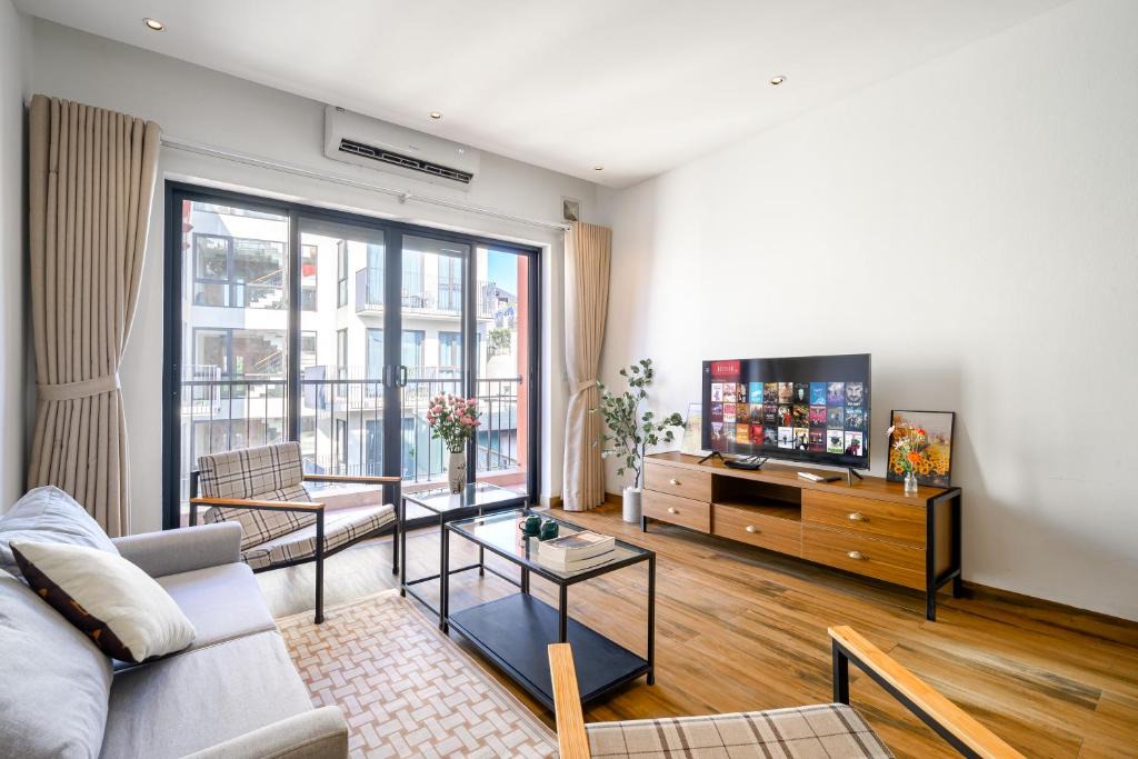 Quang An Hotel | Paradise Residence 88 Tu Hoa - Westlake