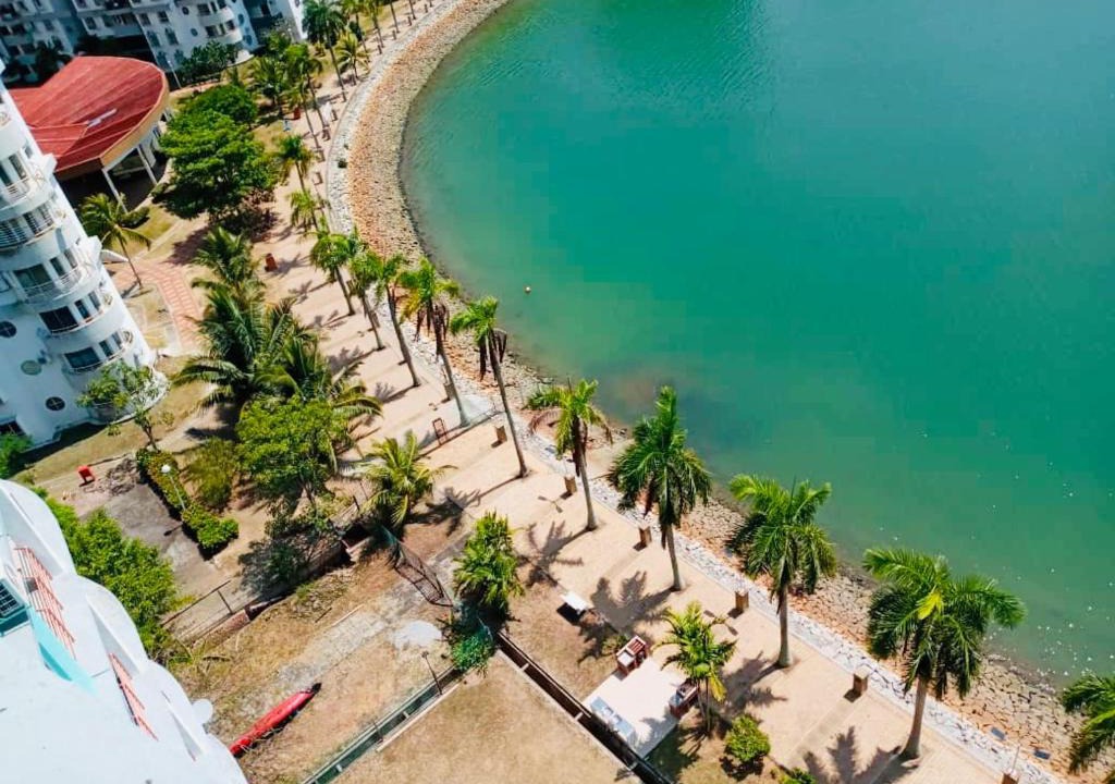 Baharu Hotel | PD Lagoon Resort