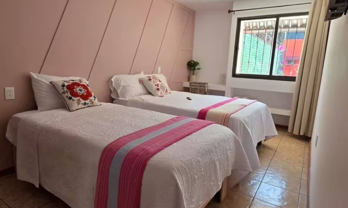 Churubusco Hotel | Peaceful Guesthouse | Private Room in Coyoacán 38