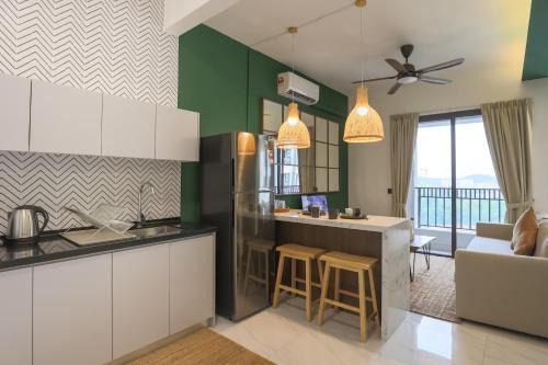 Taman Equine Apartment | Peaceful Studio w Pool for 3 Pax - Seri Kembangan