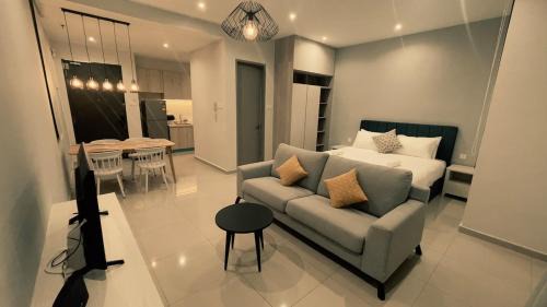Kampung Sungai Nibong Apartment | Penang HomeStay at Iconic Regency
