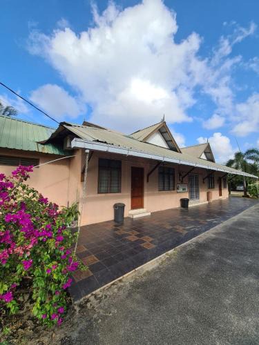 Kuala Terengganu House | Penginapan Harmoni Inn