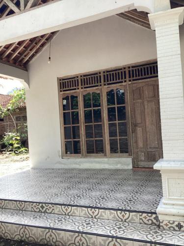 Borobudur House | Penginapan Khadijah