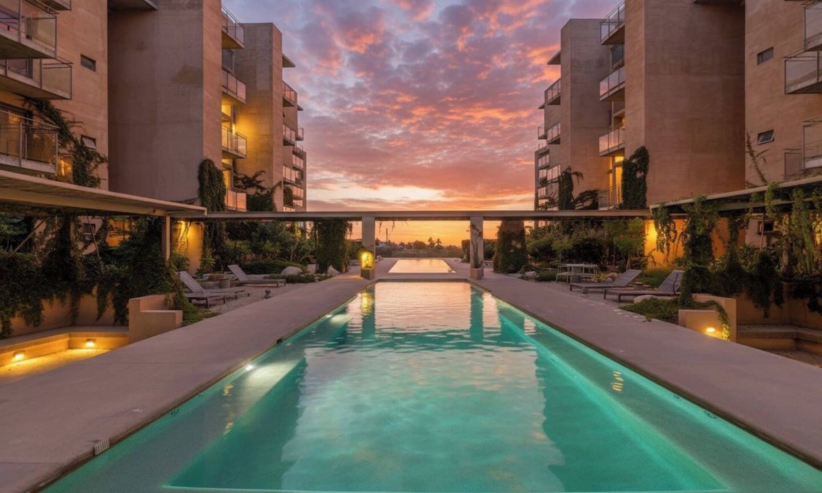El Tezal Condo | Pentgarden - 5 BD Near the Beach