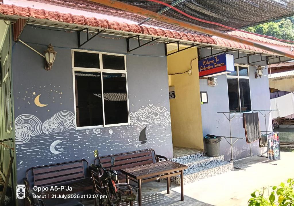 Kampung Pasir Hantu House | Perhentian Idaman