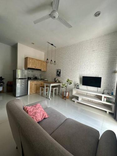 Blahbatuh House | Permata Tojan Blok A3