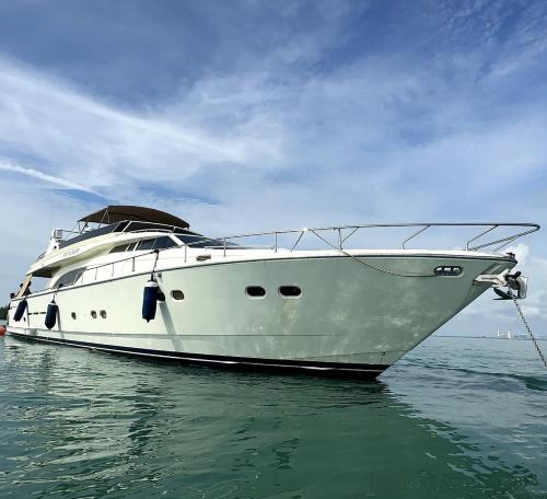 Nusajaya Boat Rental | Peyser Private Yacht Charter Puteri Harbour