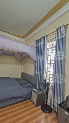 Bac Ha House | Phòng giường lớn có cửa sổ, cách chợ 500m