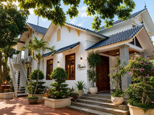 Mong Cai Apartment | Pham's Homestay