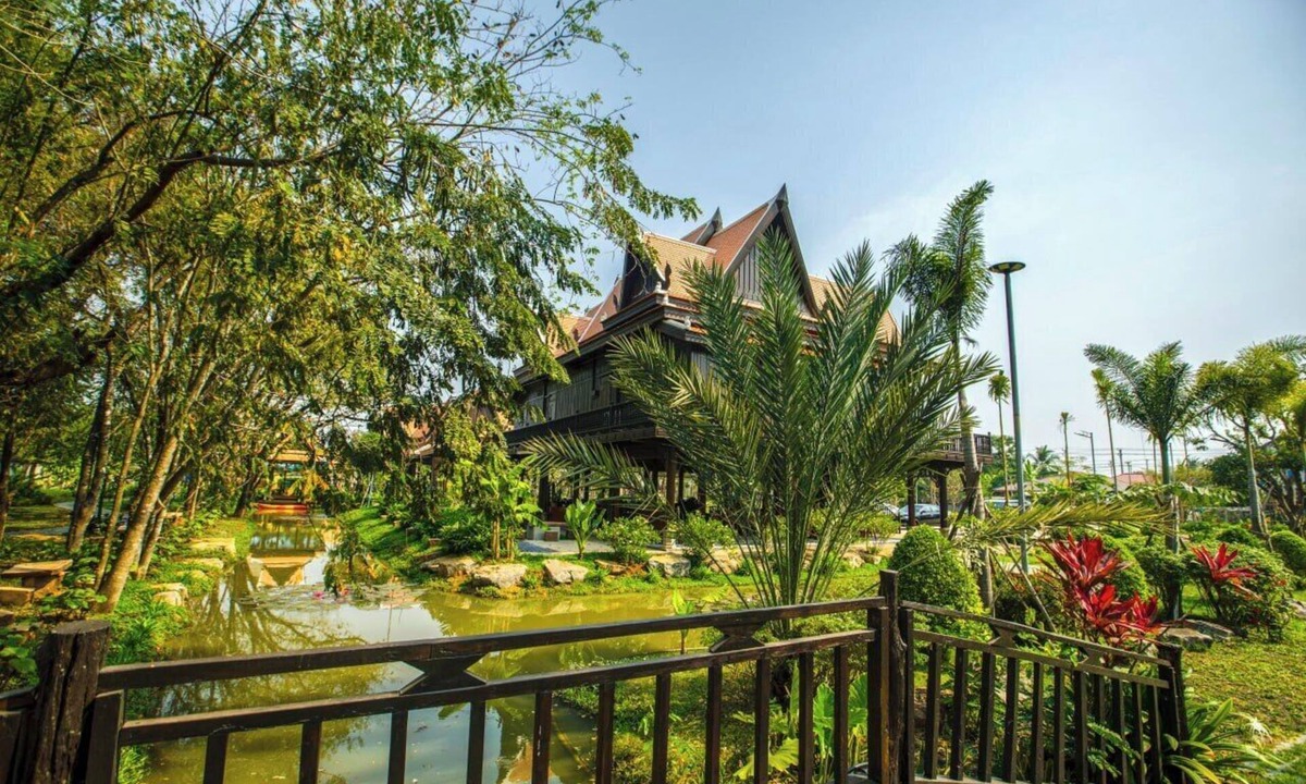 Battambang Hotel | Phum Mongkol Village