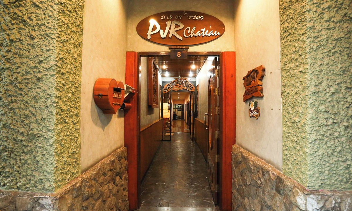 Khanna Yao Hotel | Pjr Chateau