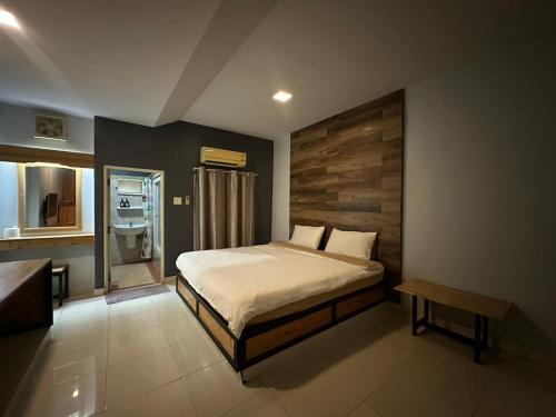 Buriram Province Hotel | Ploy Resort พลอยรีสอร์ทบุรีรัมย์