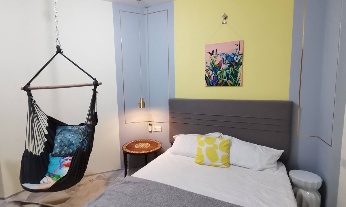 Pandan Dalam Condo | Pool View Suite