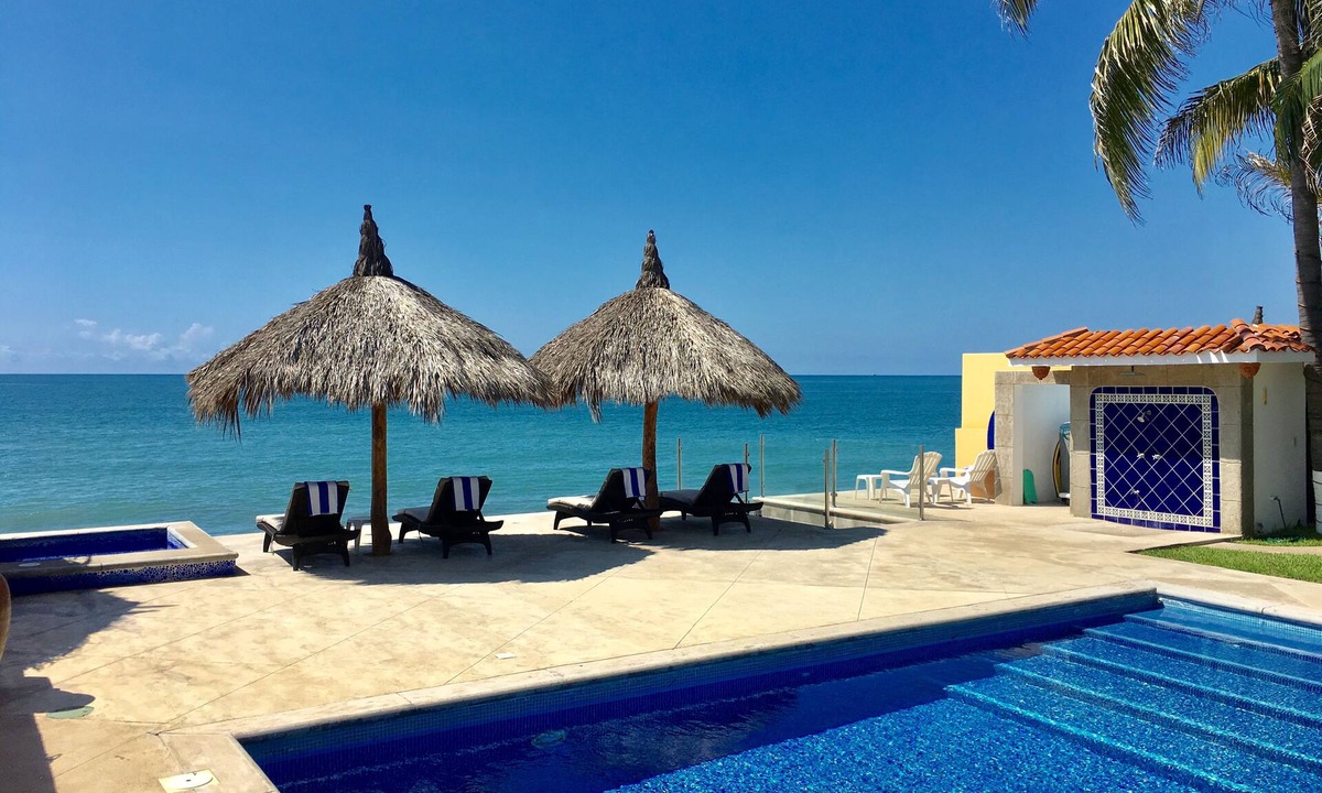 Mazatlan Villa | Private Beachfront Villa Heated Pool & Jacuzzi Sleeps 16