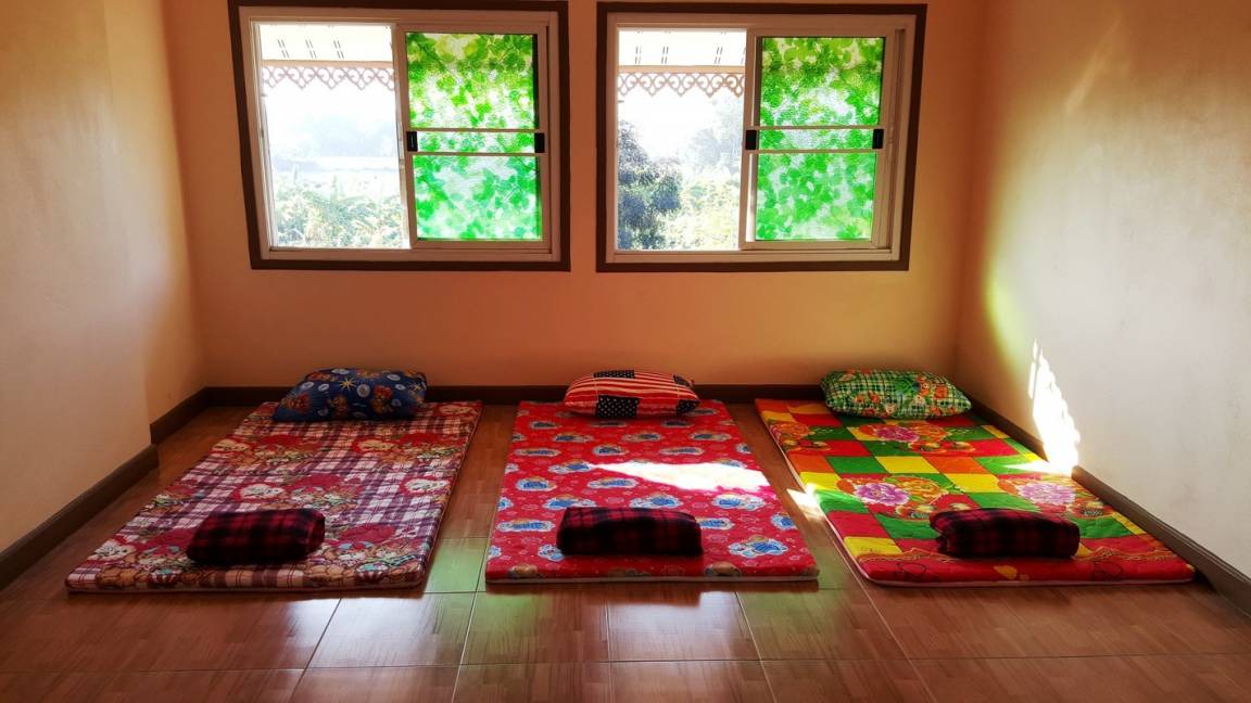 Ratchaburi Resort | Private room ∙ 3 guests