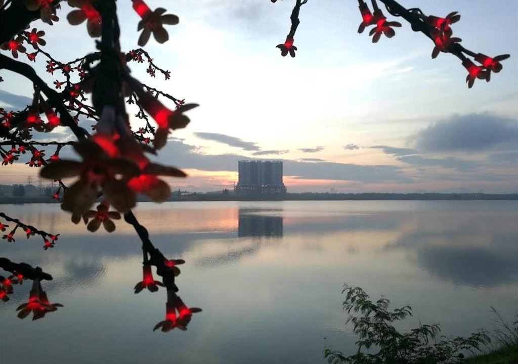 Puchong Apartment | Puchong WindyLakeViewStayCation3R2B AT D Island