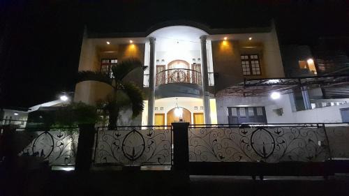 Bandung House | Radissa Homestay Bandung
