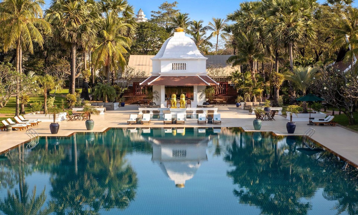 Sangkat Sla Kram Resort | Raffles Grand Hotel d'Angkor