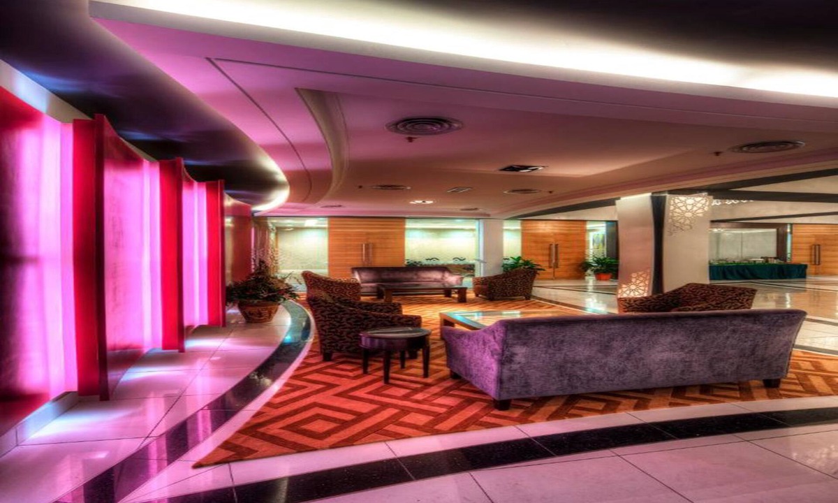 Kampung Sembulan Hotel | Raia Hotel Kota Kinabalu