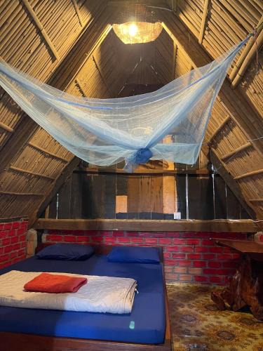 Ban Lung House | Ratanakiri Homestay & Jungle Trek