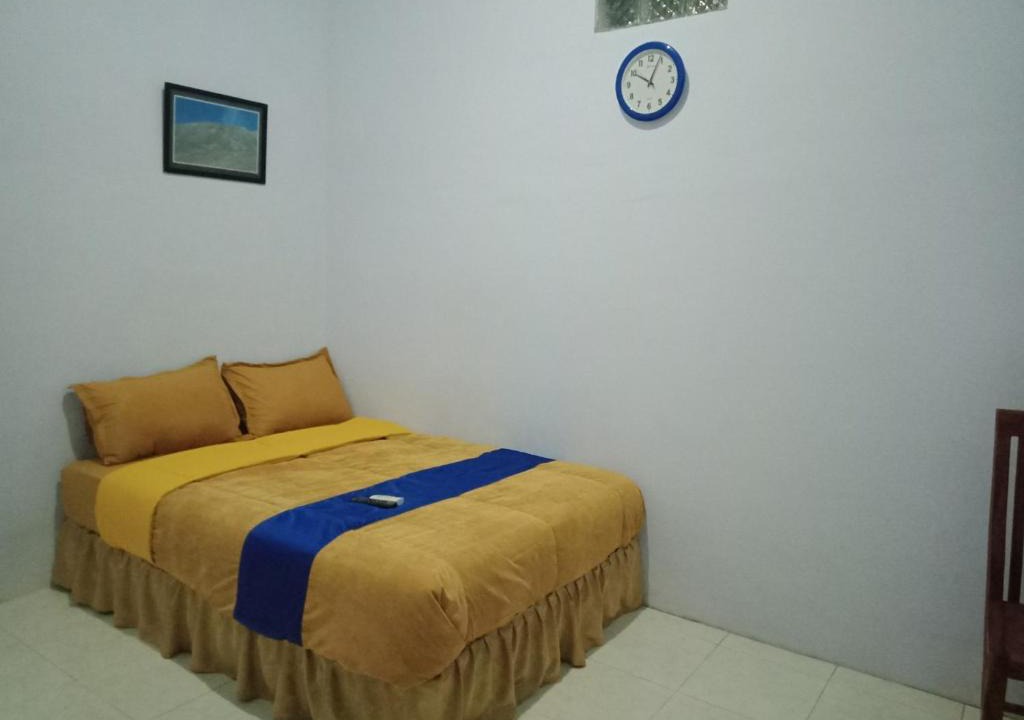 Probolinggo House | Raysha Guest house