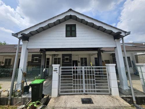 Arau Apartment | Razumi's Homestay 2
