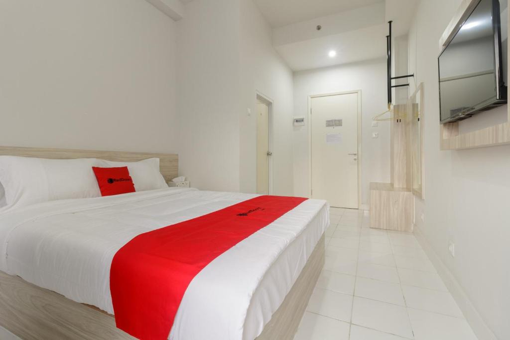 Dramaga House | RedDoorz Apartment @ Dramaga Tower