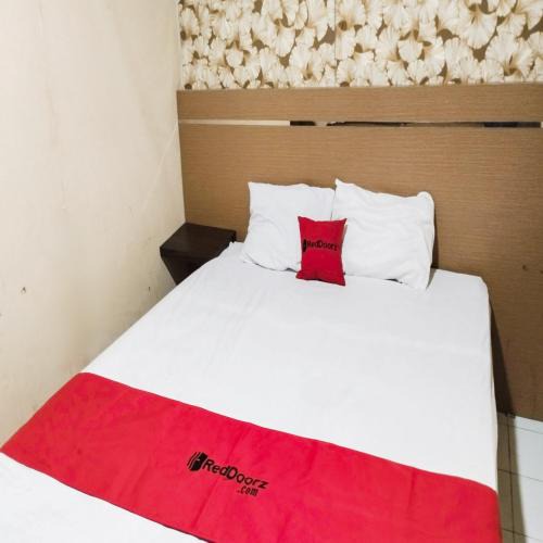 Bandar Lampung Hotel | RedDoorz at K Home Syariah near Mall Kartini Lampung